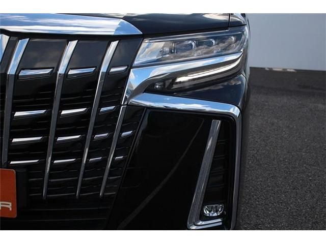 TOYOTA ALPHARD 2018