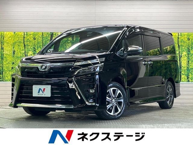 TOYOTA VOXY 2019