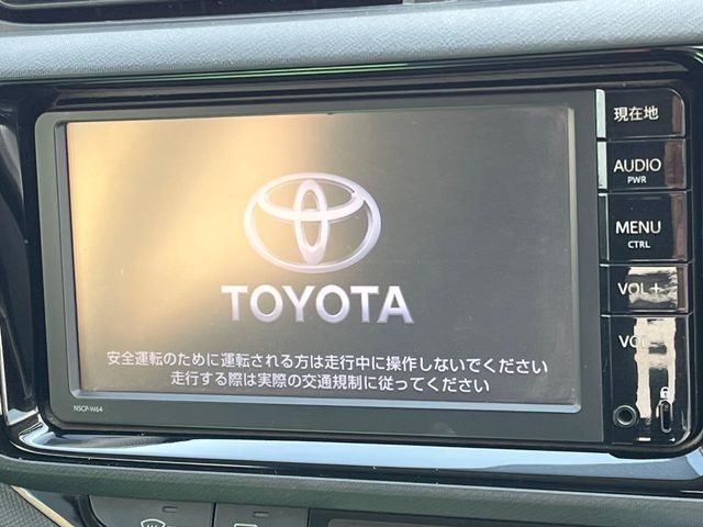 TOYOTA AQUA 2015