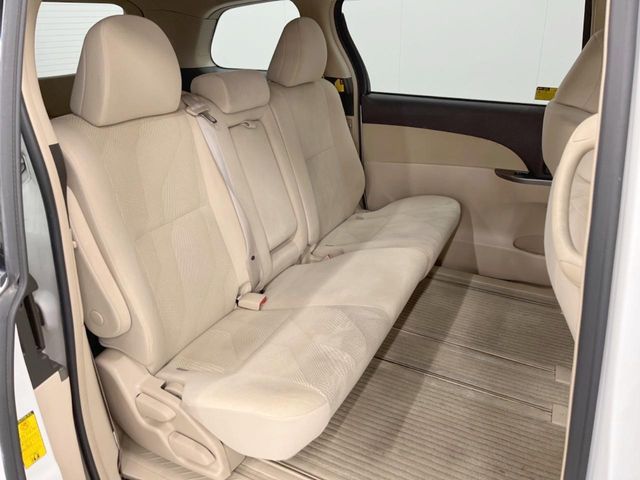 TOYOTA ESTIMA  4WD 2013