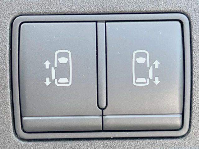 NISSAN SERENA  S-HYBRID 2017