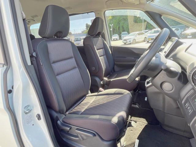 NISSAN SERENA  S-HYBRID 2017