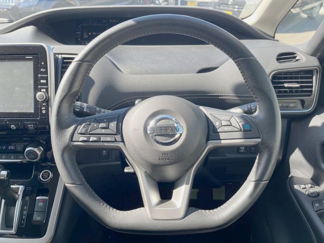 NISSAN SERENA  S-HYBRID 2017