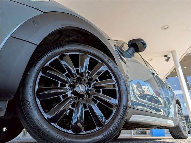 BMW MINI COOPER D CROSSOVER 2021