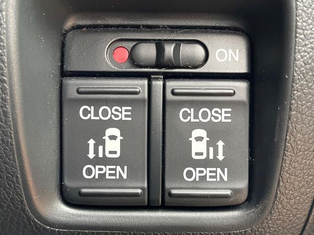 HONDA N BOX CUSTOM 2015