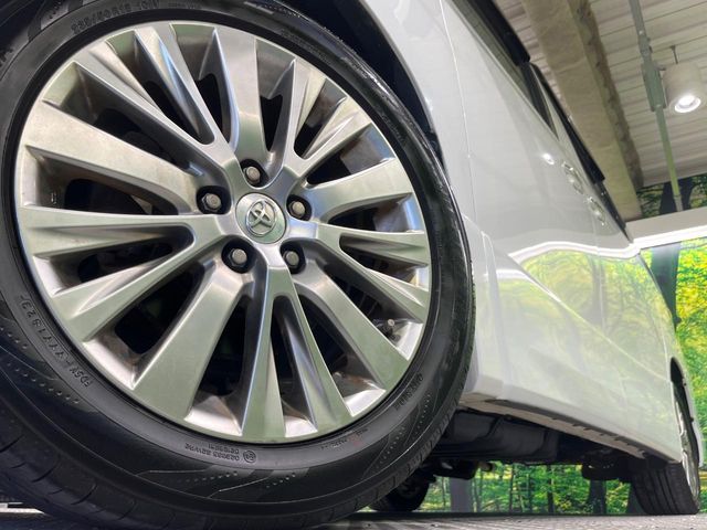 TOYOTA VELLFIRE 2014