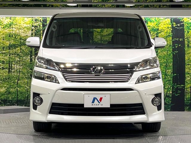 TOYOTA VELLFIRE 2014