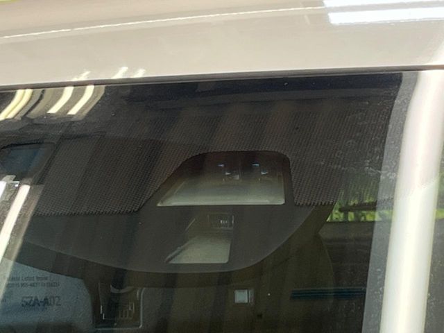 HONDA VEZEL HYBRID 2015