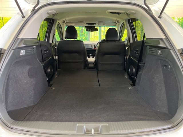 HONDA VEZEL HYBRID 2015