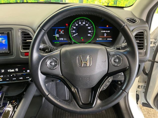 HONDA VEZEL HYBRID 2015