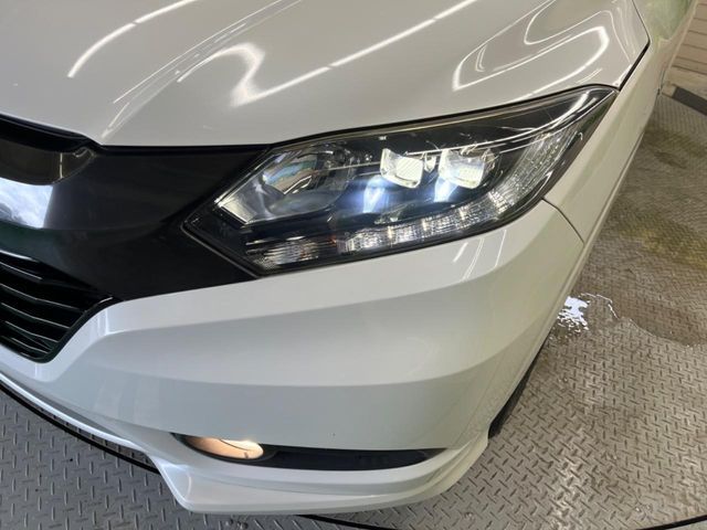 HONDA VEZEL HYBRID 2015