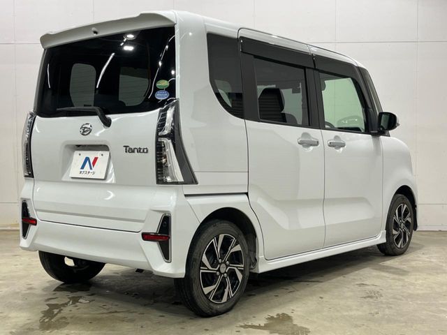 DAIHATSU TANTO CUSTOM 2019