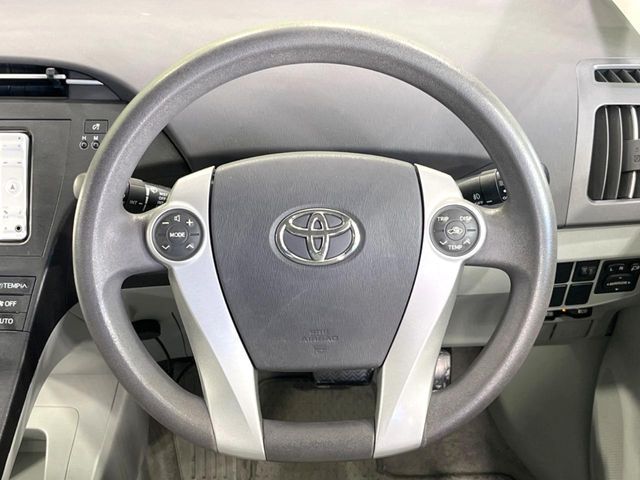 TOYOTA PRIUS 2010
