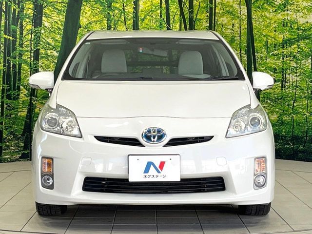 TOYOTA PRIUS 2010