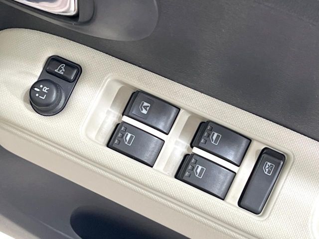 DAIHATSU MIRA Cocoa 2011