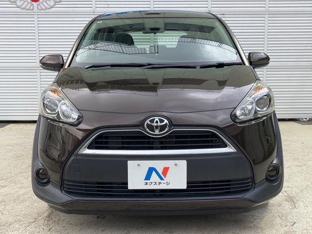 TOYOTA SIENTA 2016