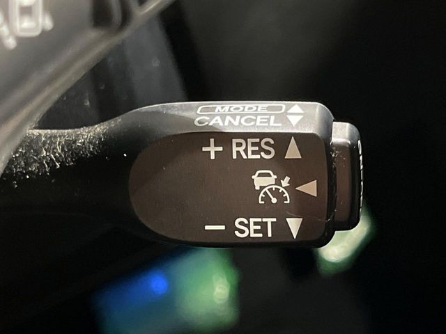 TOYOTA HARRIER HYBRID 2015