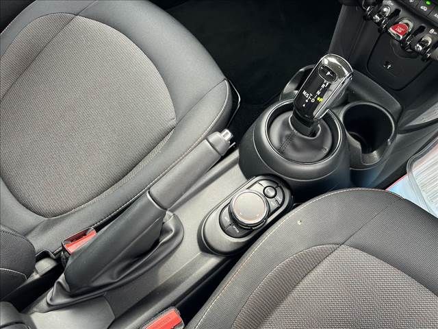 BMW MINI ONE 5DOOR 2019