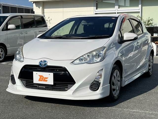 TOYOTA AQUA 2015