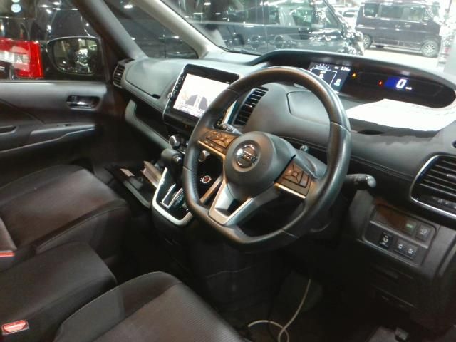 NISSAN SERENA  S-HYBRID 4WD 2016