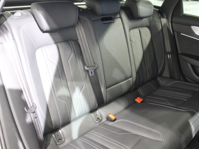 AUDI AUDI A6 AVANT 2024