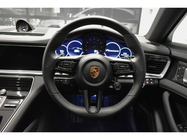 PORSCHE PORSCHE PANAMERA 2022