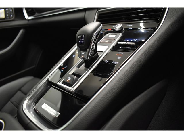 PORSCHE PORSCHE PANAMERA 2022