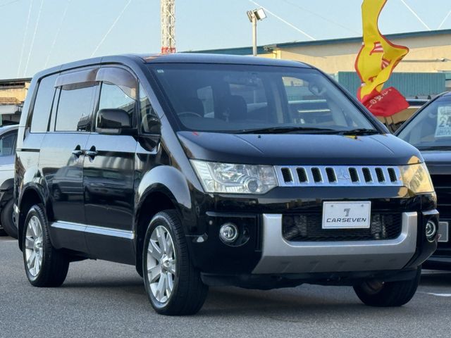 MITSUBISHI DELICA D:5 4WD 2013