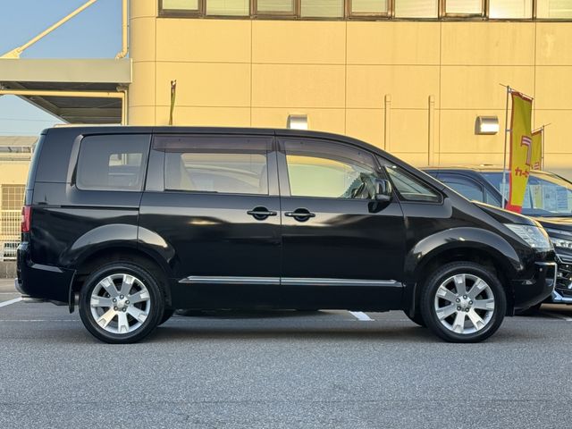 MITSUBISHI DELICA D:5 4WD 2013