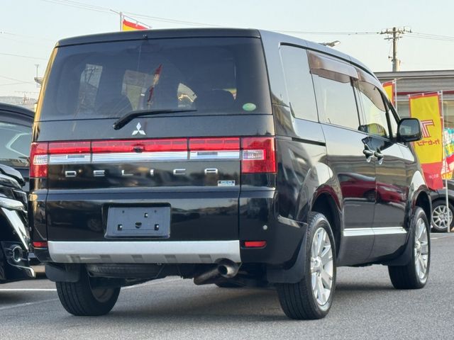 MITSUBISHI DELICA D:5 4WD 2013