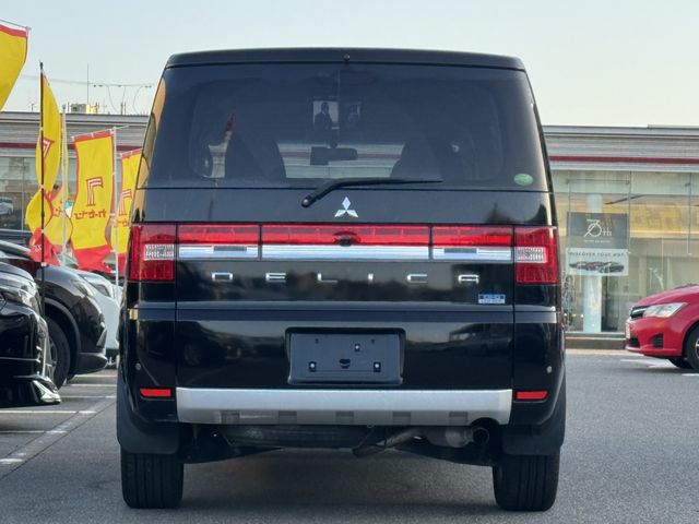 MITSUBISHI DELICA D:5 4WD 2013