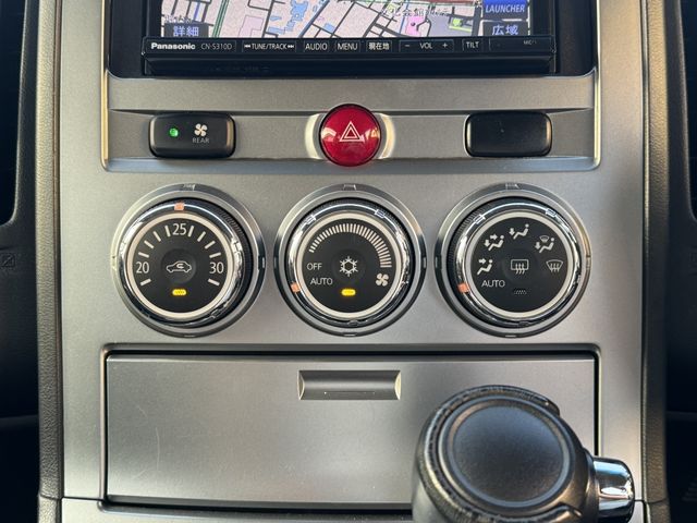 MITSUBISHI DELICA D:5 4WD 2013