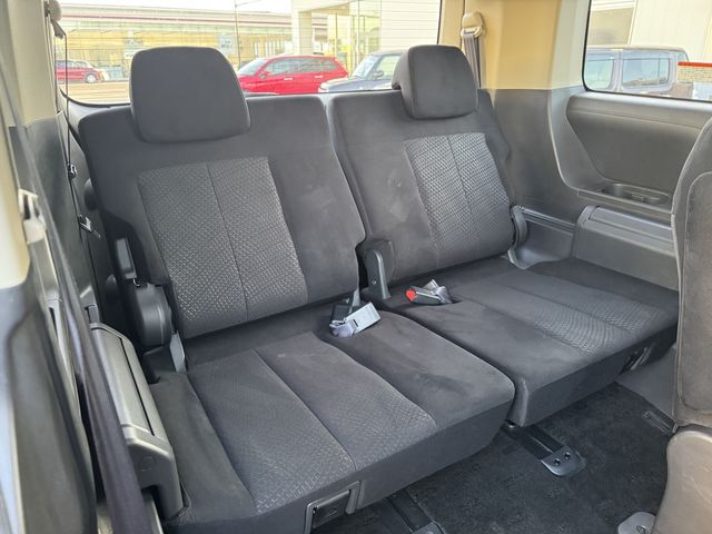 MITSUBISHI DELICA D:5 4WD 2013