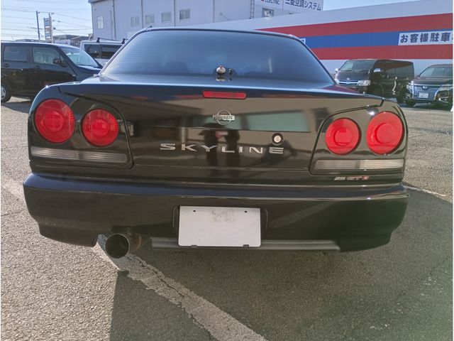 NISSAN SKYLINE 1999