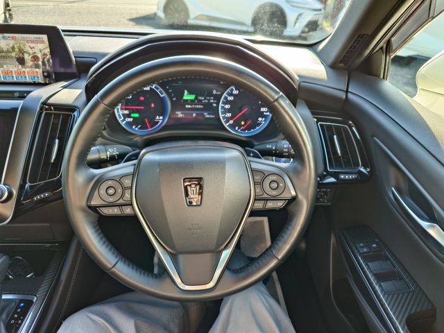 TOYOTA CROWN sedan hybrid 2019