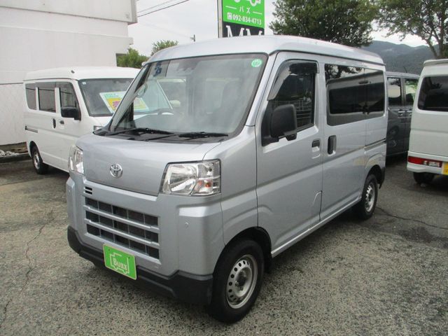 TOYOTA PIXIS van 2022