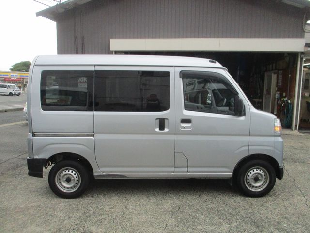 TOYOTA PIXIS van 2022