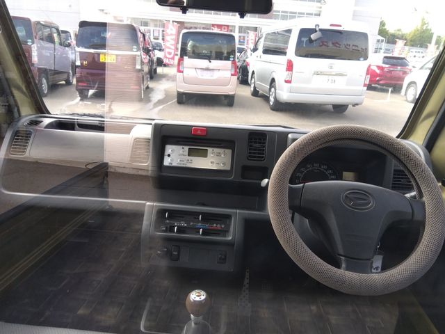 DAIHATSU HIJET truck 4WD 2014