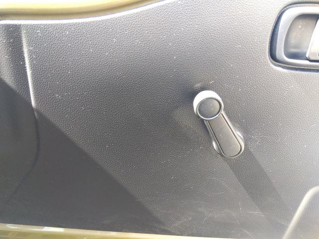 DAIHATSU HIJET truck 4WD 2014