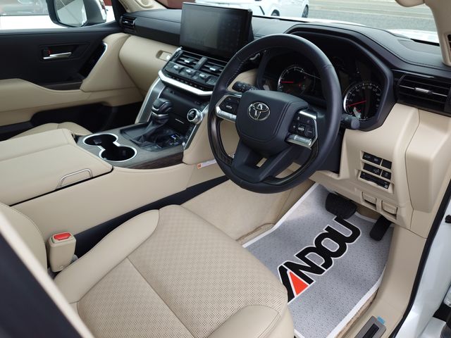 TOYOTA LANDCRUISER wagon 2025