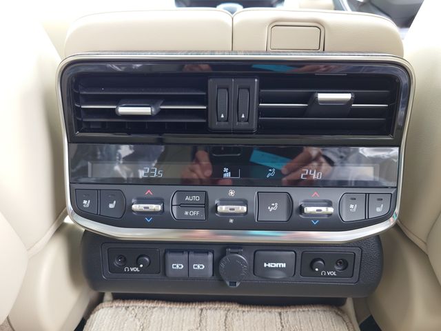 TOYOTA LANDCRUISER wagon 2025