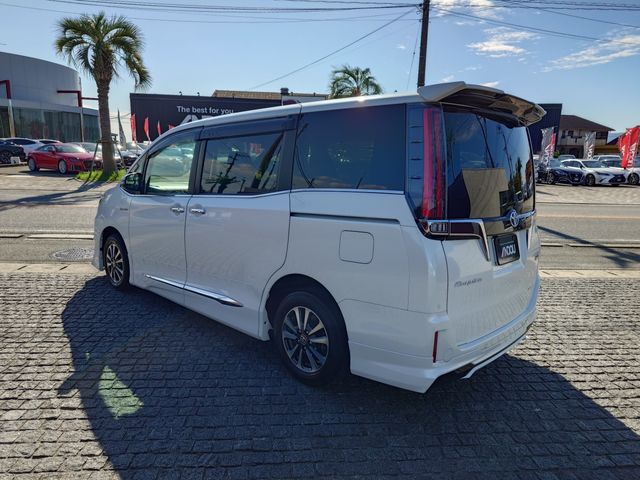 TOYOTA ESQUIRE HYBRID 2019