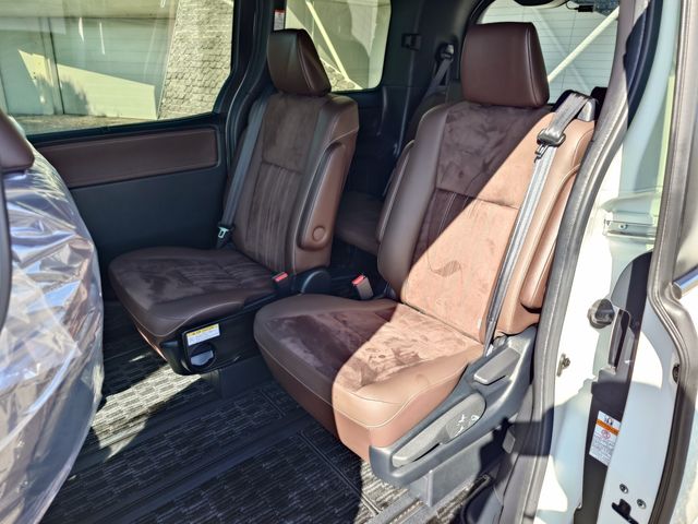 TOYOTA ESQUIRE HYBRID 2019