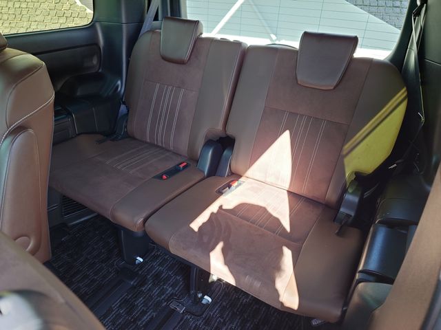 TOYOTA ESQUIRE HYBRID 2019