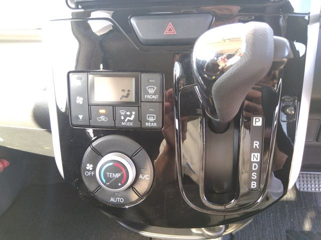 DAIHATSU TANTO CUSTOM 2015