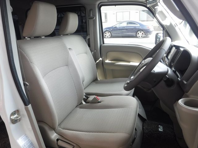 NISSAN NV100 CLIPPER RIO 4WD 2022