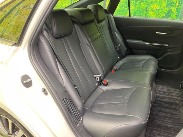 TOYOTA CROWN sedan hybrid 2019