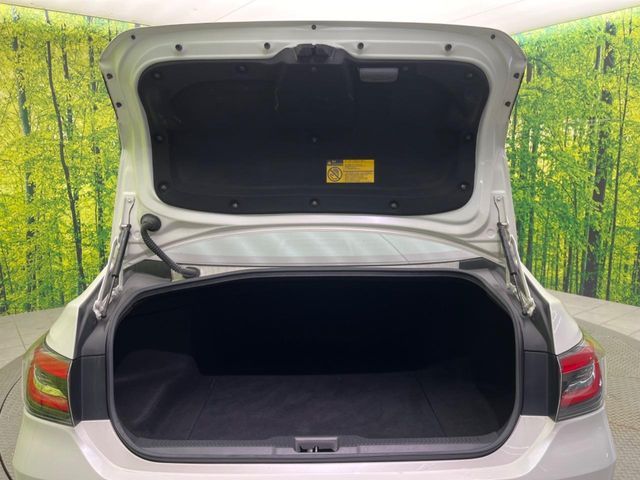 TOYOTA CROWN sedan hybrid 2019