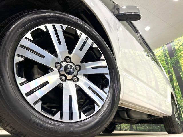 MITSUBISHI DELICA D:5 4WD 2024