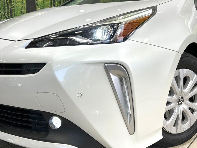 TOYOTA PRIUS 2021
